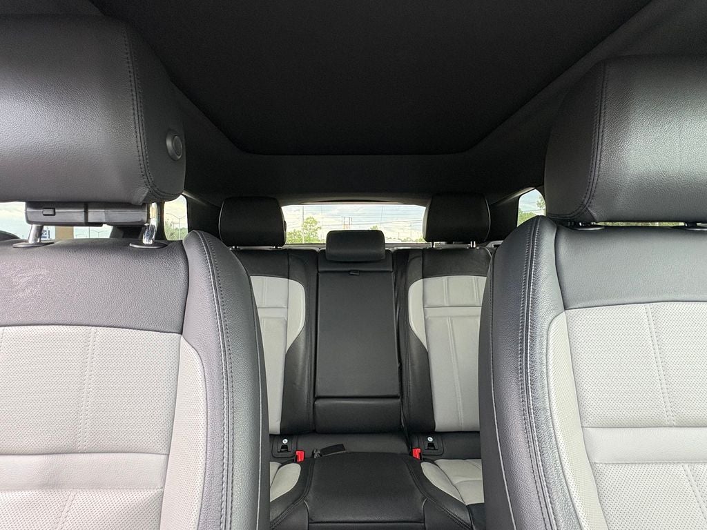 2023 Land Rover Range Rover Evoque R-Dynamic SE