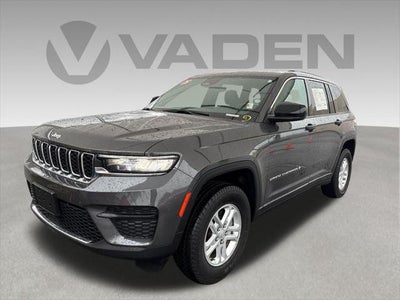 2025 Jeep Grand Cherokee Laredo 4x2