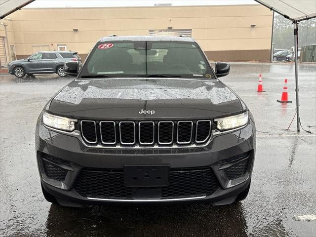 2025 Jeep Grand Cherokee Laredo 4x2