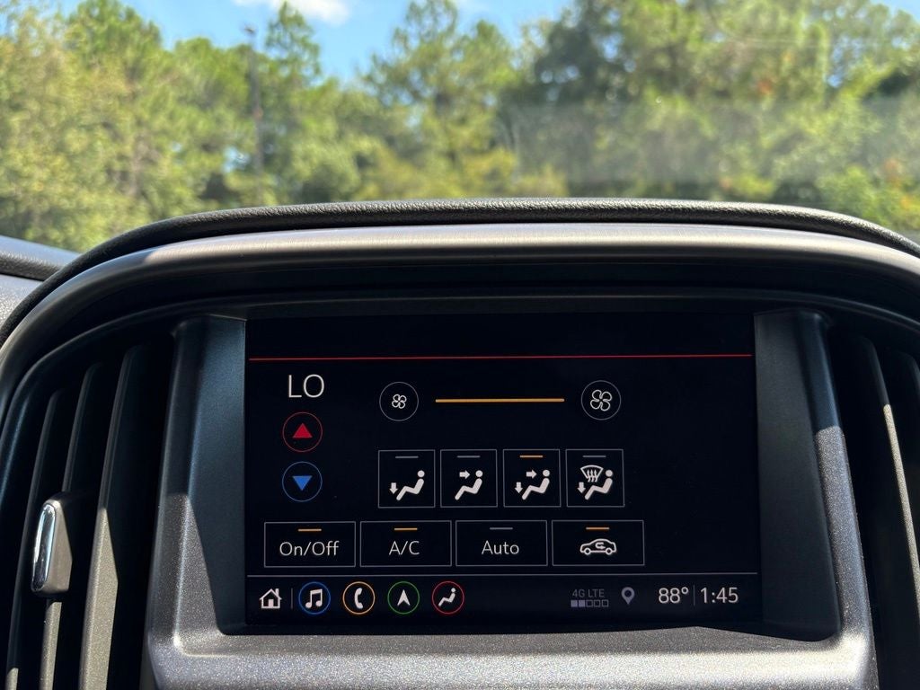2022 GMC Canyon 4WD Crew Cab Short Box AT4 - Leather