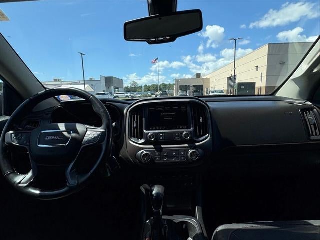 2022 GMC Canyon 4WD Crew Cab Short Box AT4 - Leather