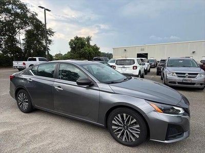 2024 Nissan Altima SV FWD