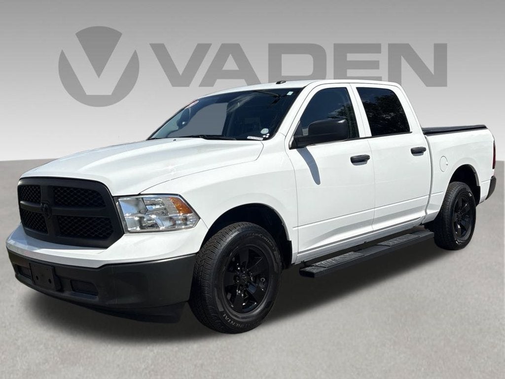 2021 RAM 1500 Classic Tradesman Crew Cab 4x4 5'7' Box