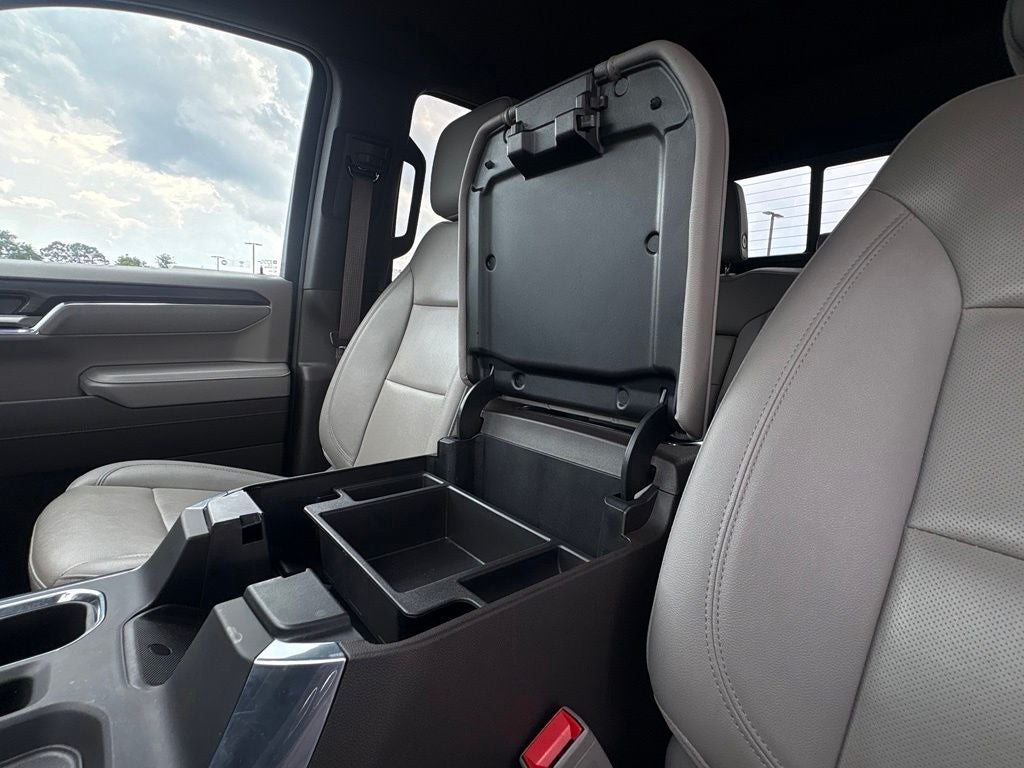 2024 GMC Sierra 1500 4WD Crew Cab Short Box SLT
