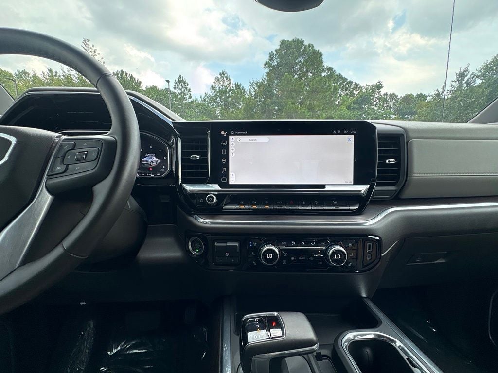2024 GMC Sierra 1500 4WD Crew Cab Short Box SLT