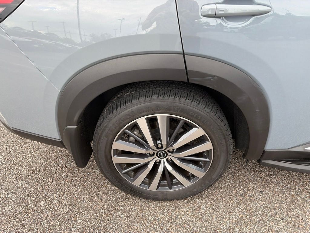 2022 Nissan Pathfinder Platinum