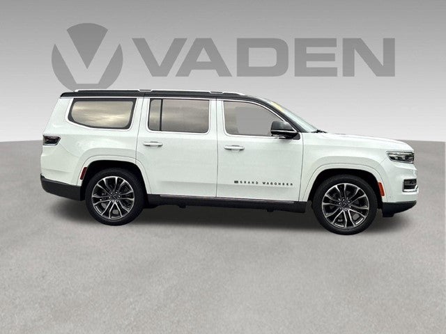 2022 Jeep Grand Wagoneer Series III