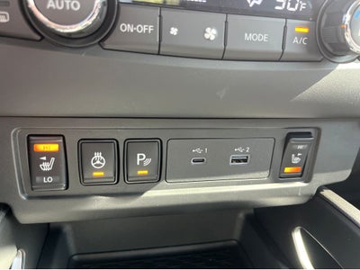 2025 Nissan Frontier SV