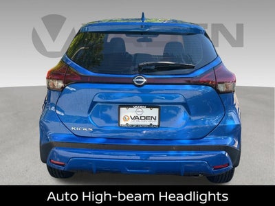 2023 Nissan Kicks SV