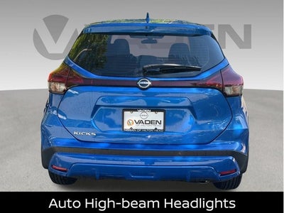 2023 Nissan Kicks SV