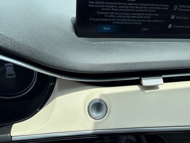 2023 Genesis GV70 2.5T