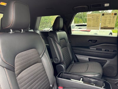 2023 Nissan Pathfinder Rock Creek