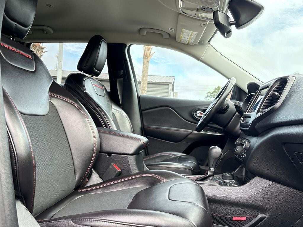 2019 Jeep Cherokee Trailhawk