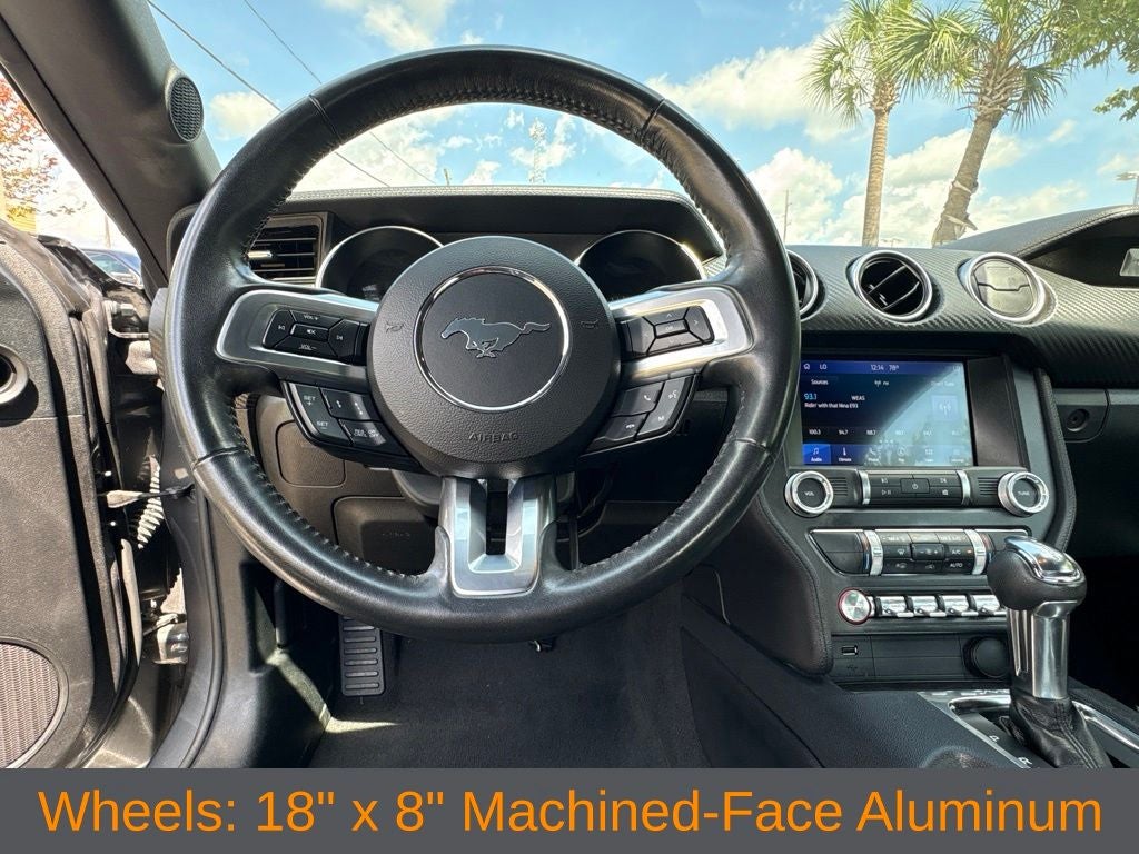2022 Ford Mustang EcoBoost