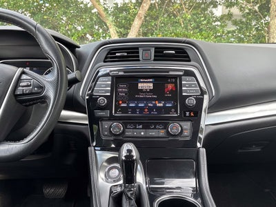2023 Nissan Maxima SV