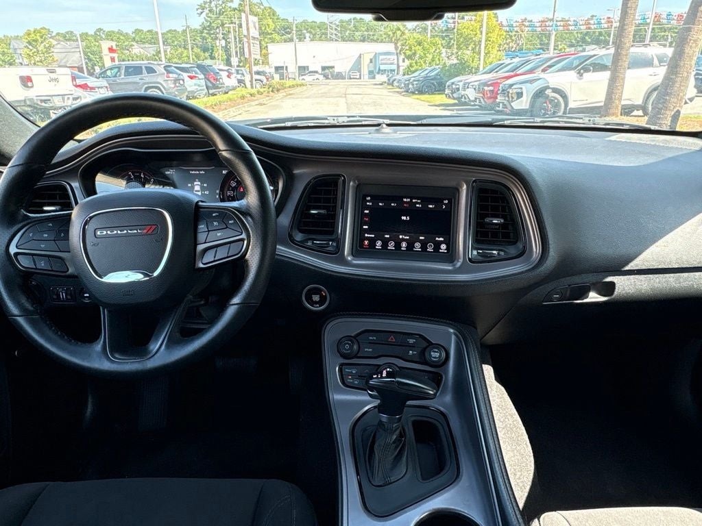 2023 Dodge Challenger SXT