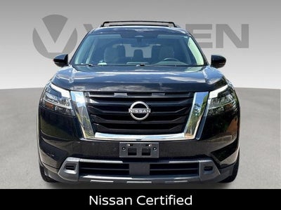 2022 Nissan Pathfinder SV