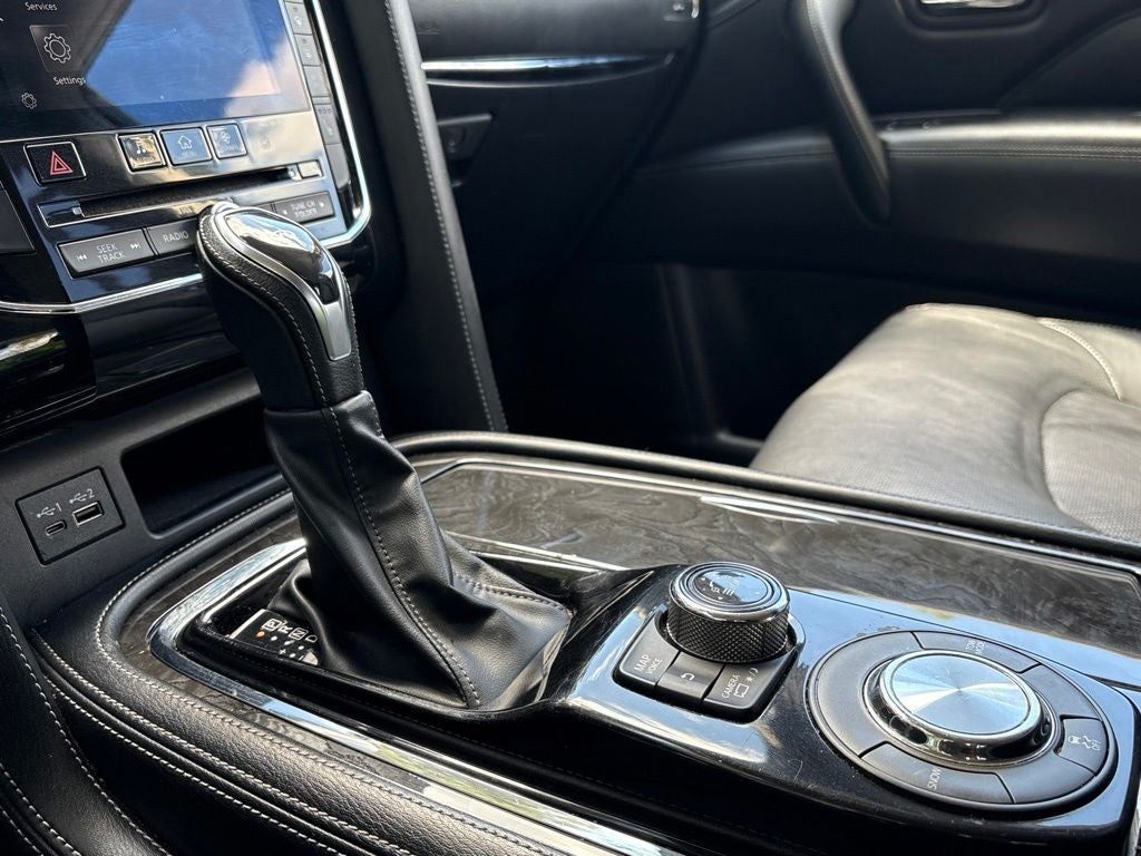 2021 INFINITI QX80 LUXE