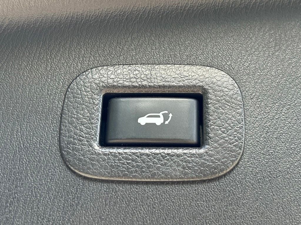 2021 INFINITI QX80 LUXE