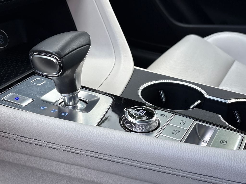 2024 Genesis G70 2.5T