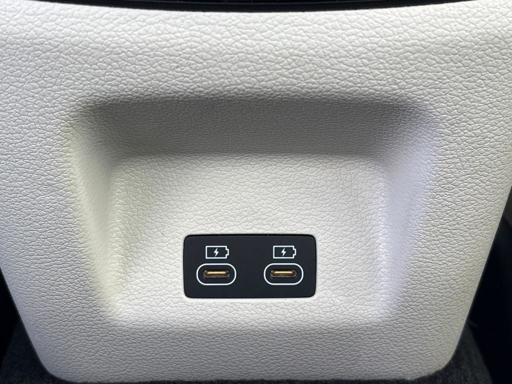 2024 Genesis G70 2.5T