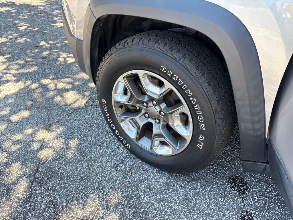 2019 Jeep Cherokee Trailhawk