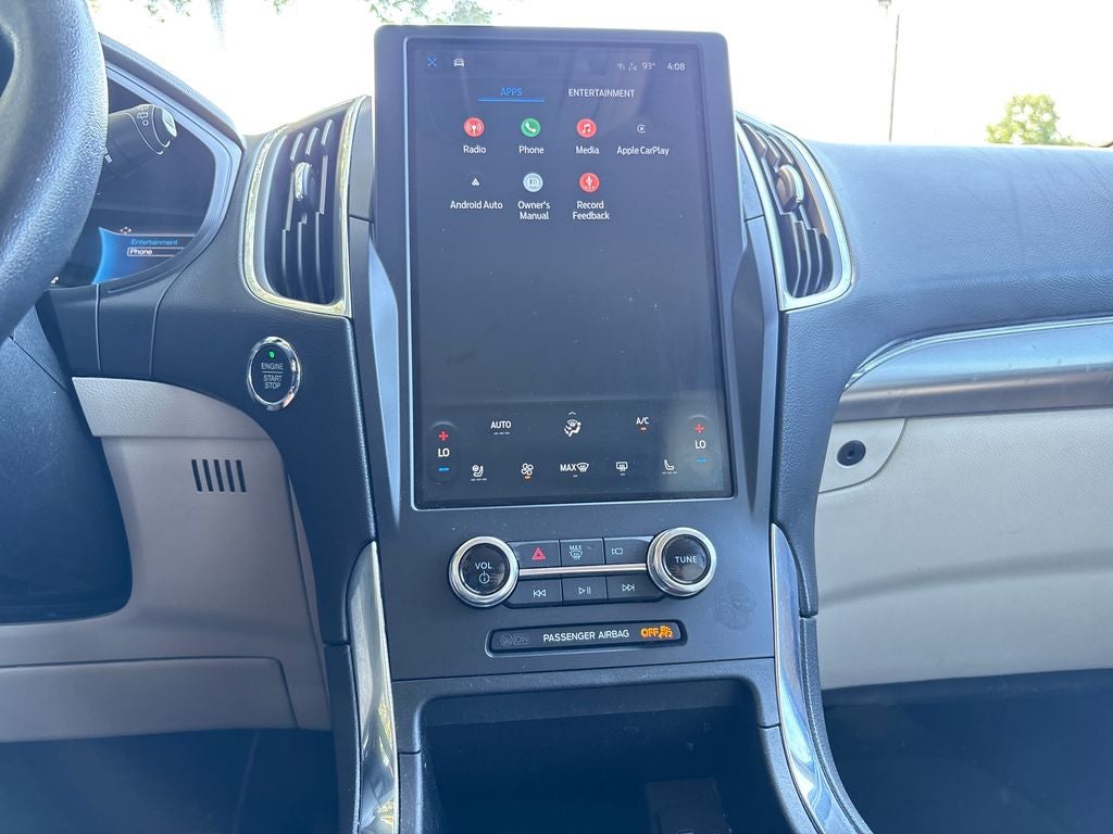 2022 Ford Edge Titanium