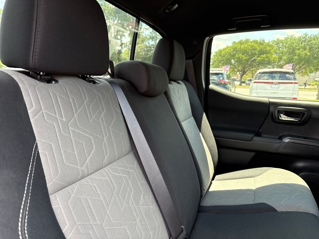2022 Toyota Tacoma TRD Off-Road V6