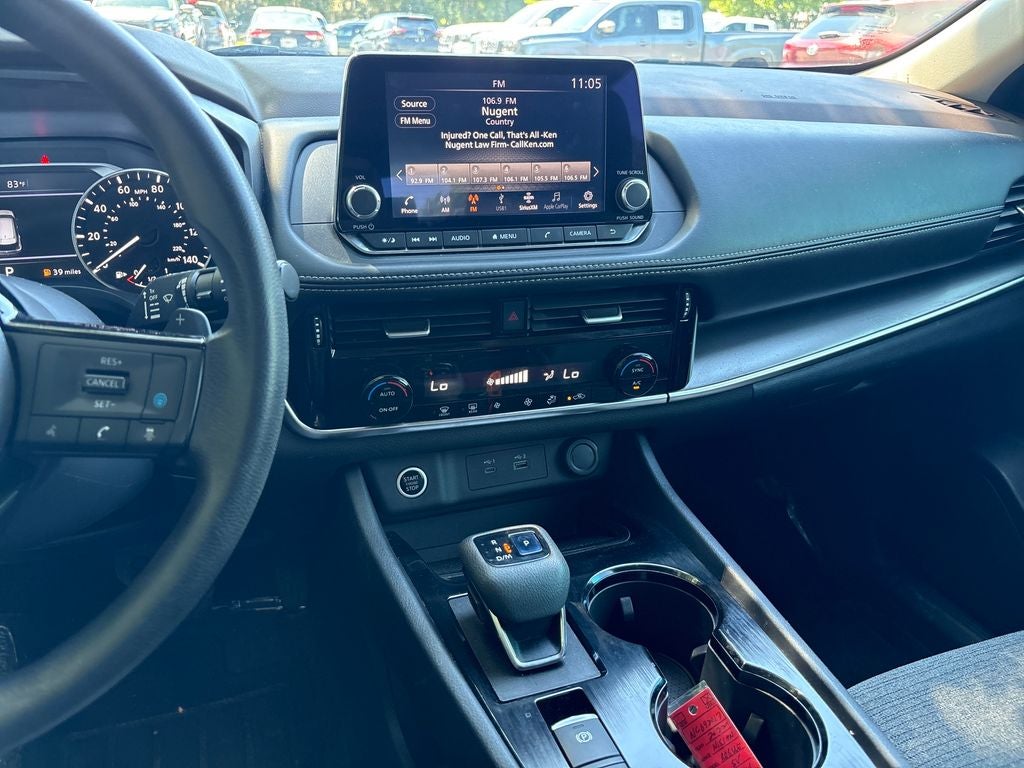 2022 Nissan Rogue SV