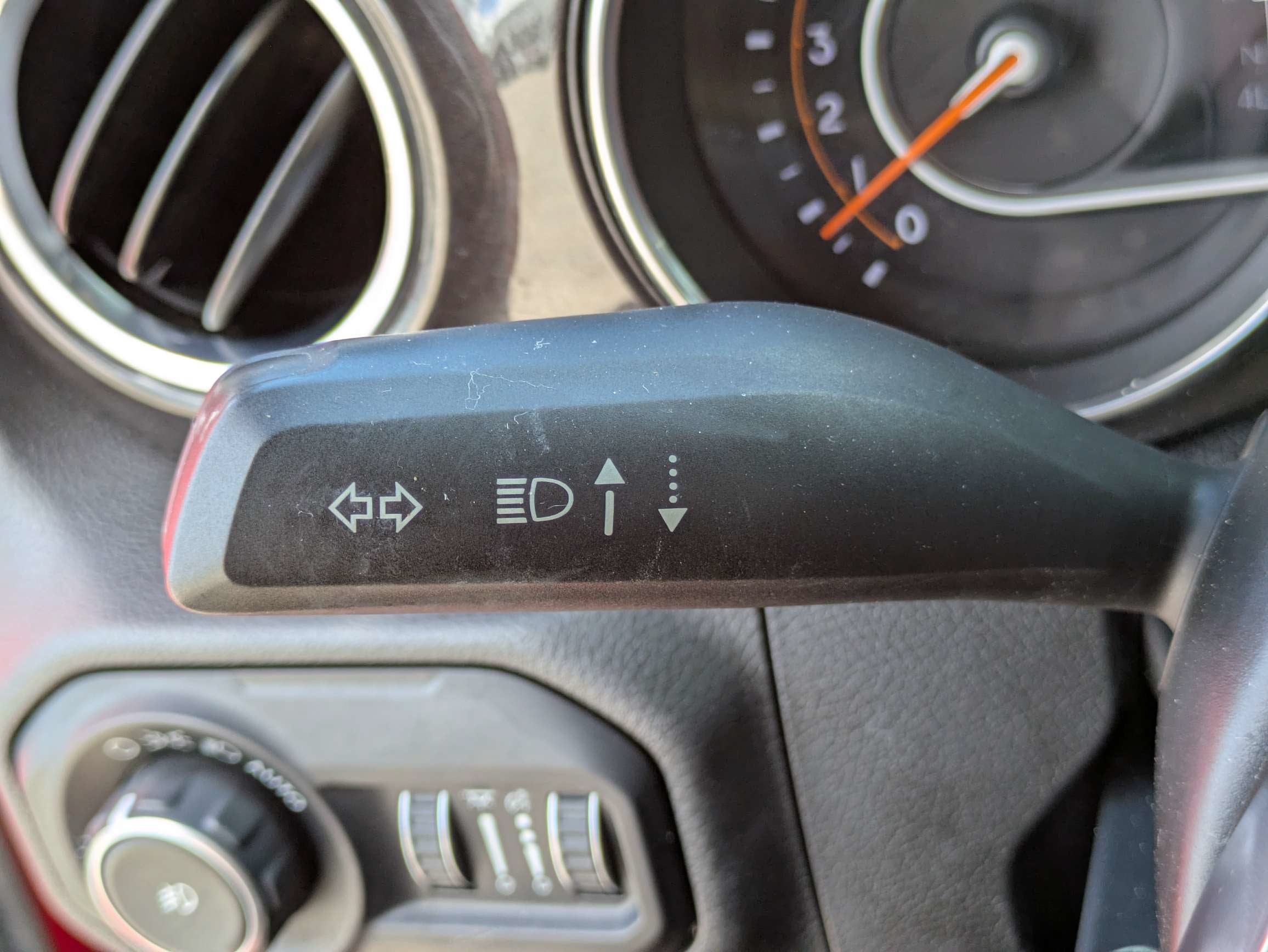 2019 Jeep Wrangler Unlimited Sahara Altitude