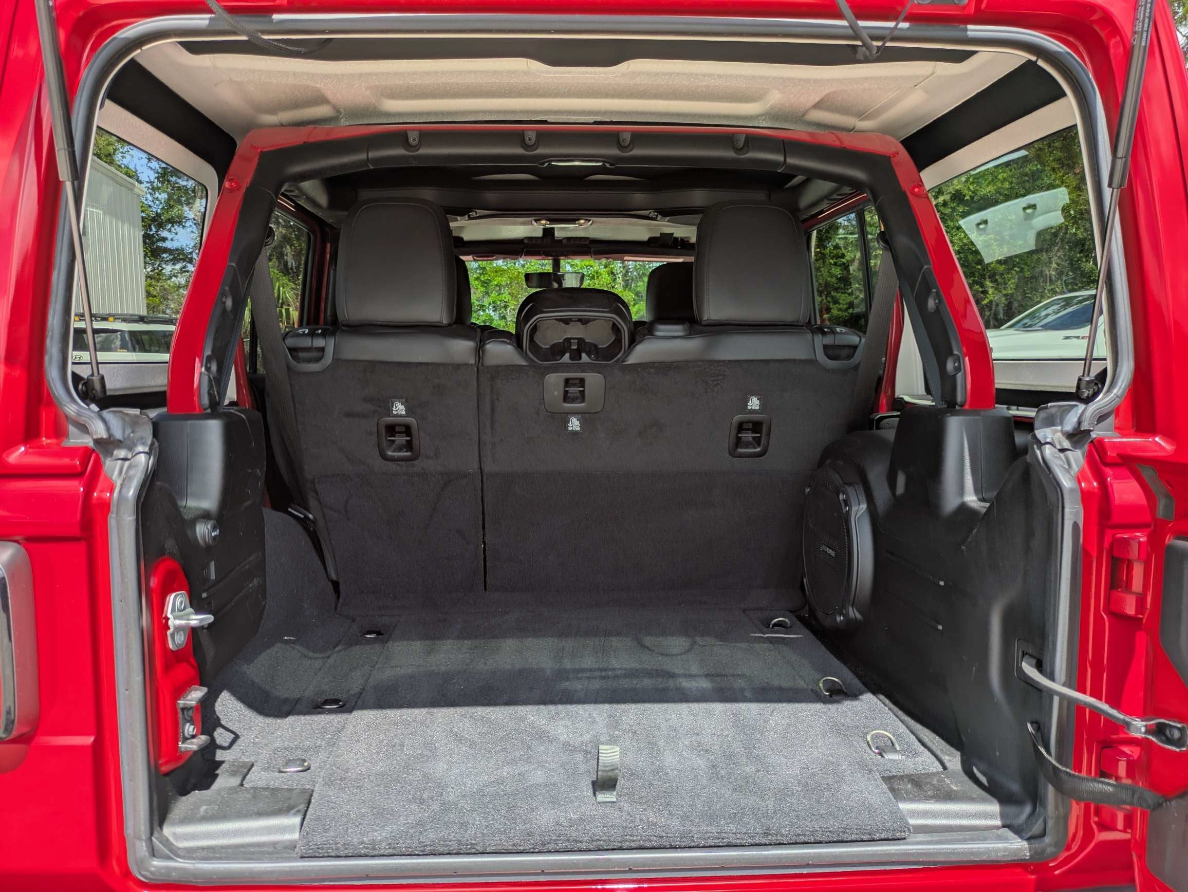 2019 Jeep Wrangler Unlimited Sahara Altitude