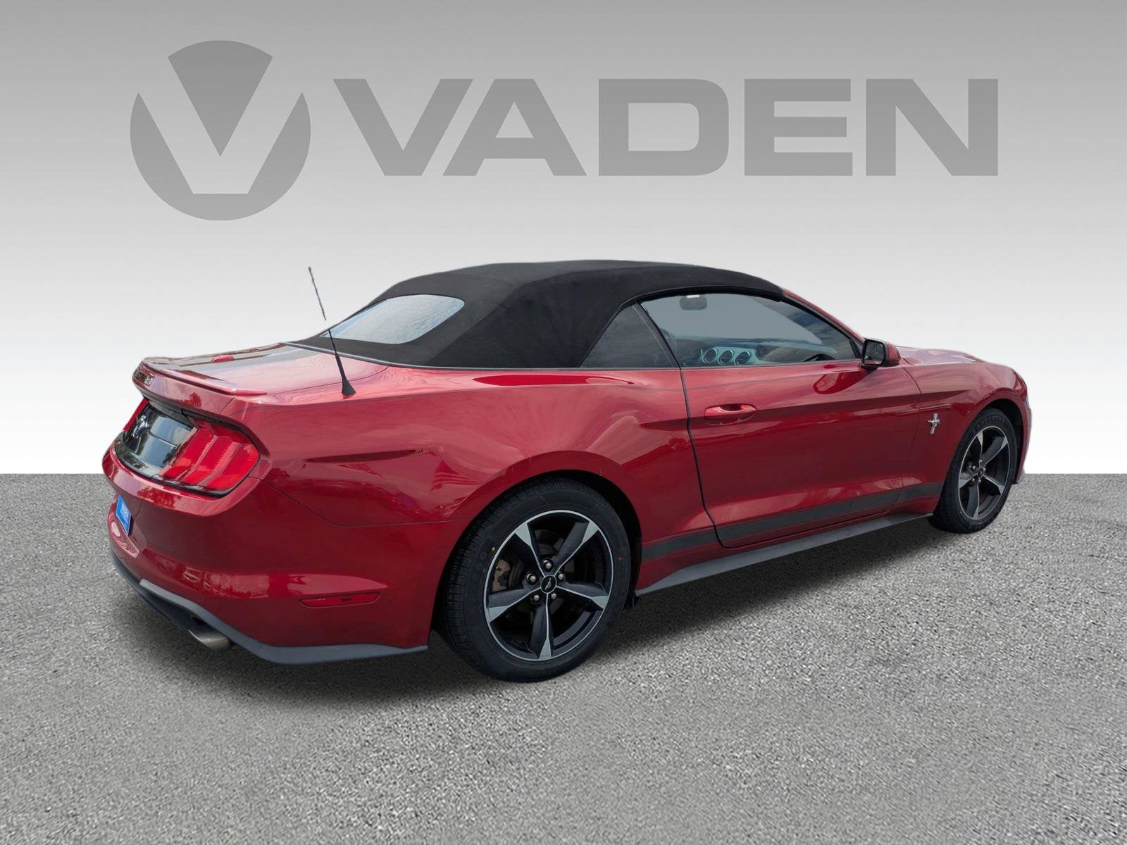 2020 Ford Mustang EcoBoost