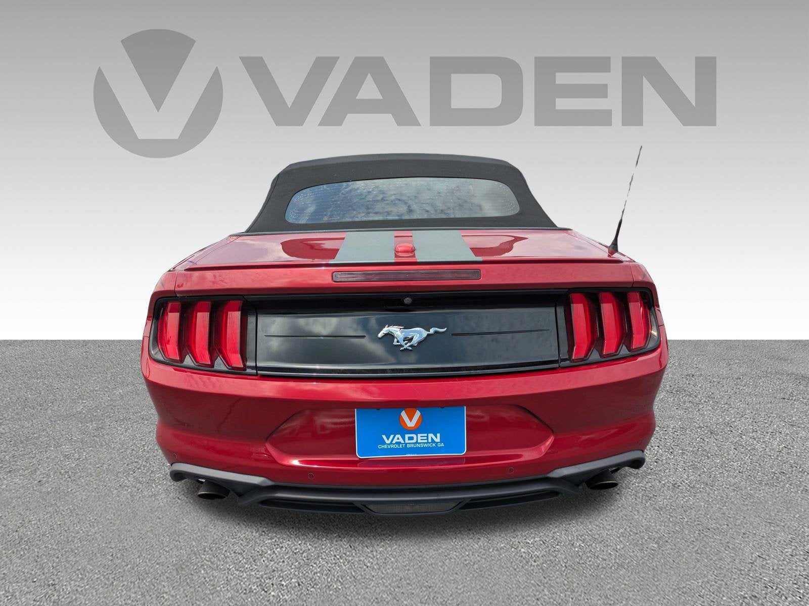 2020 Ford Mustang EcoBoost