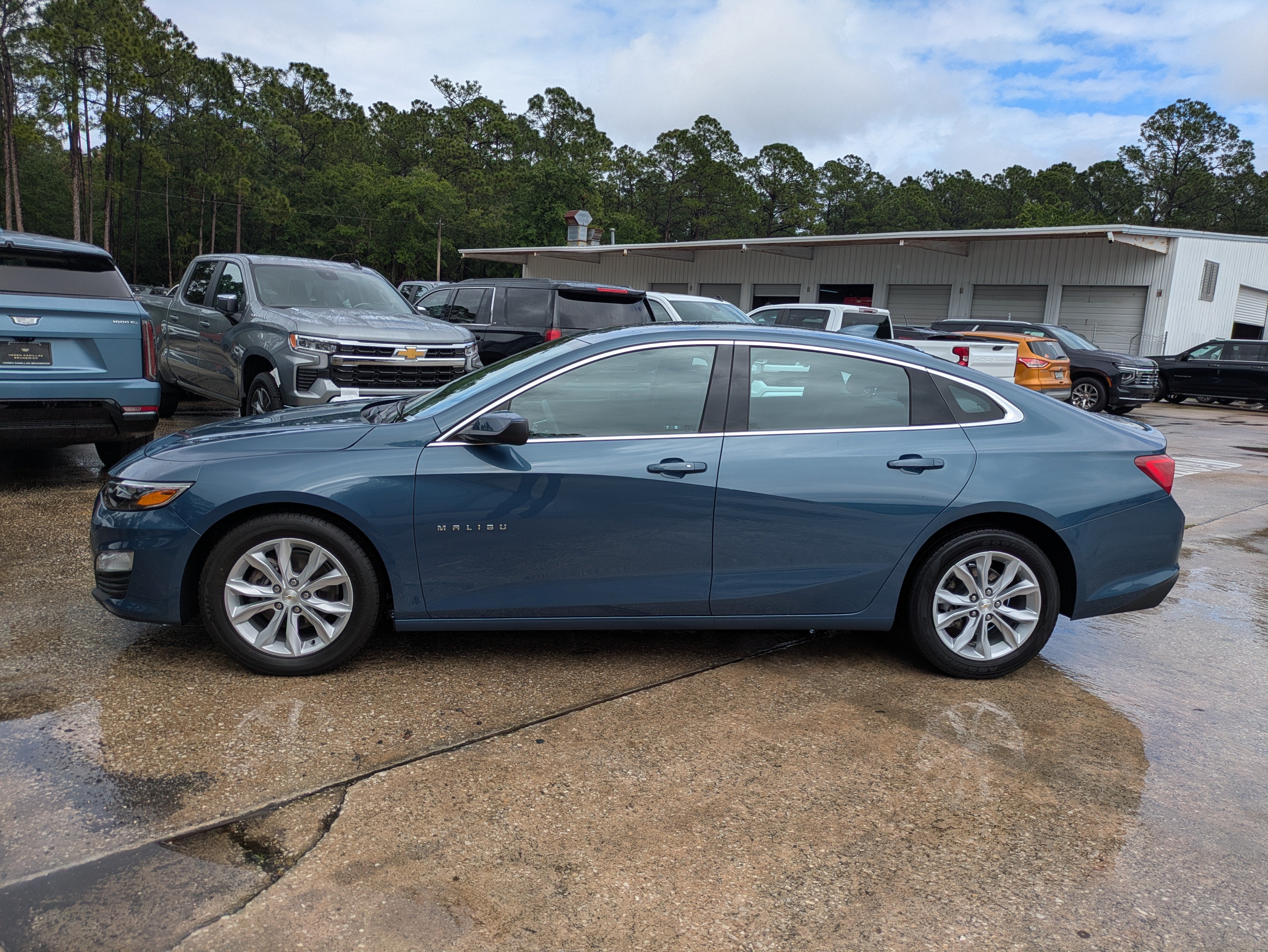 2025 Chevrolet Malibu LT
