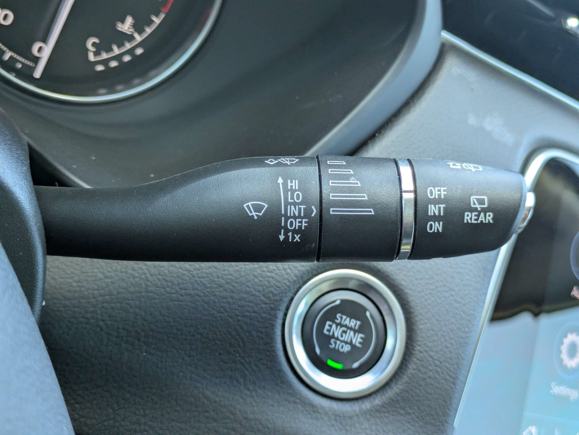 2023 Cadillac XT4 FWD Luxury