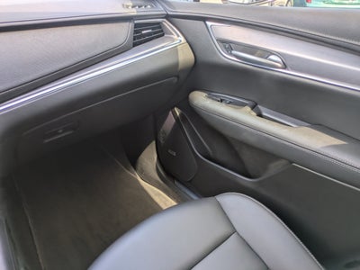 2022 Cadillac XT5 FWD Luxury