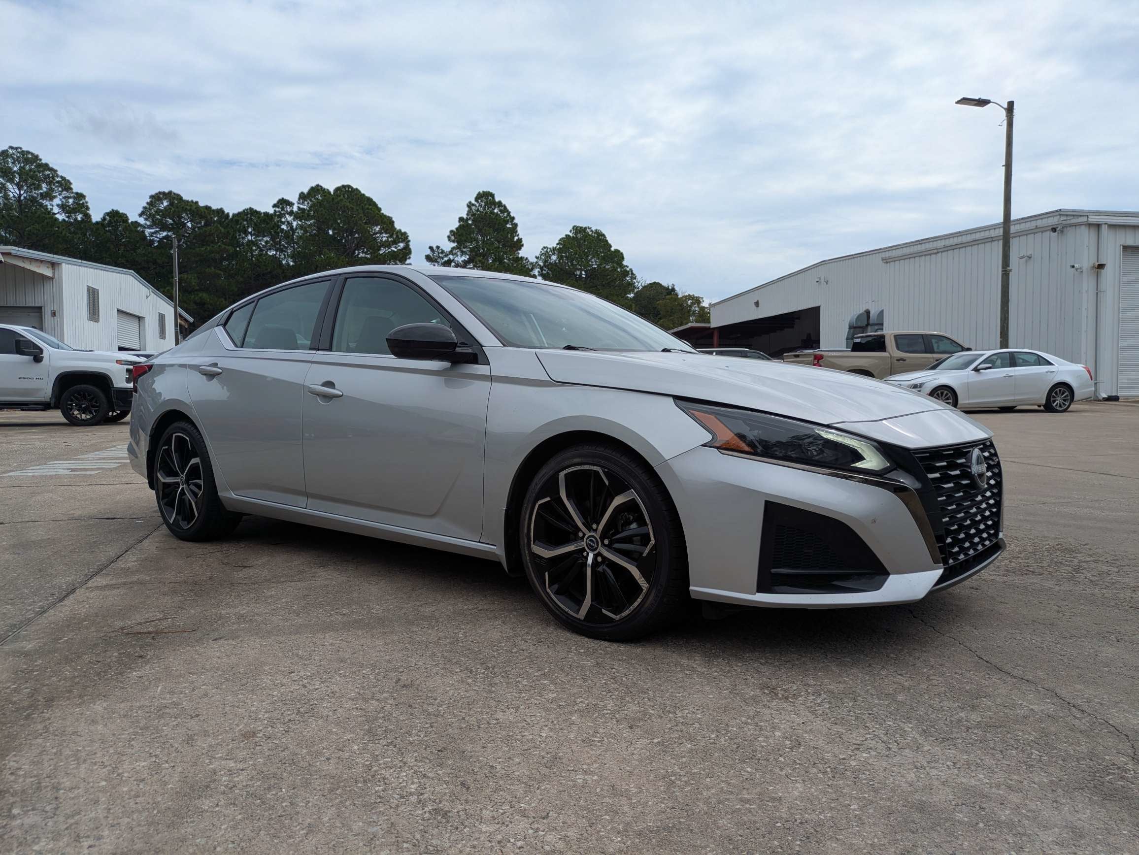 2024 Nissan Altima 2.5 SR