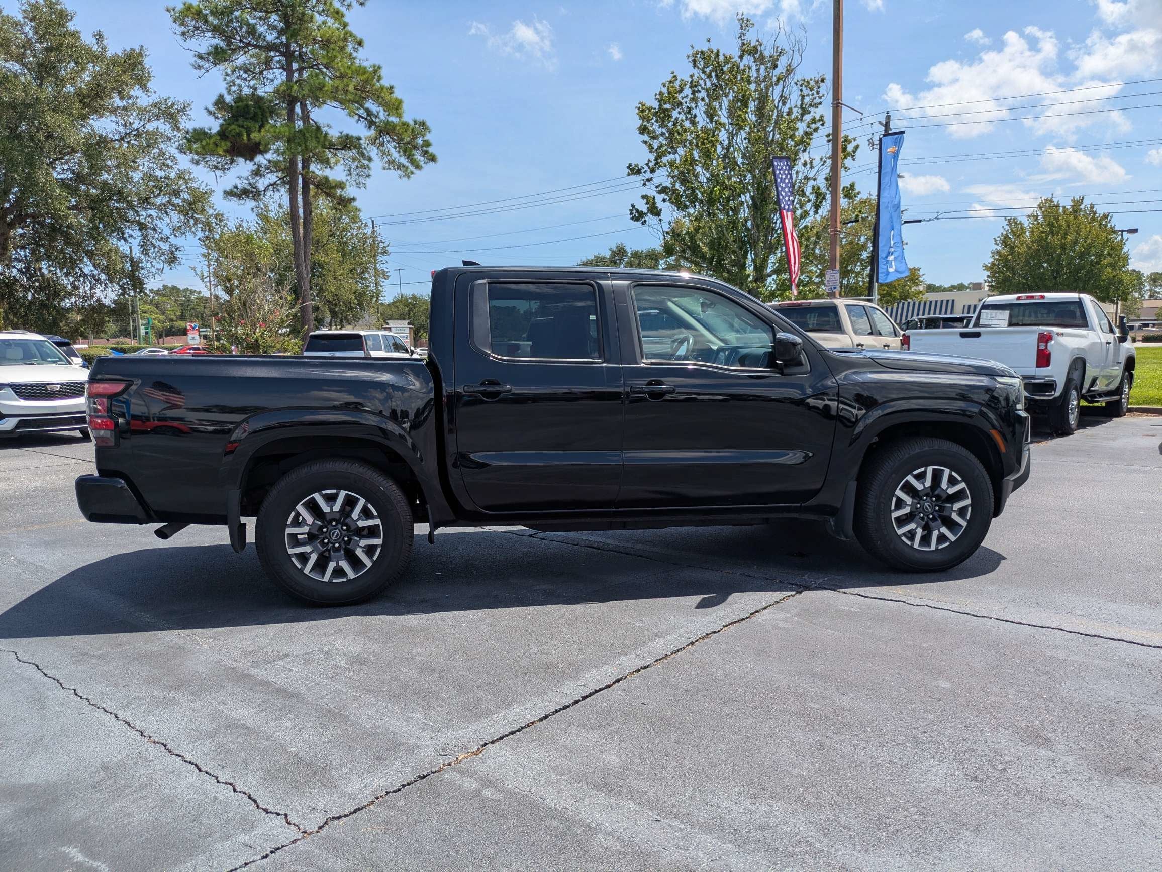 2024 Nissan Frontier SL