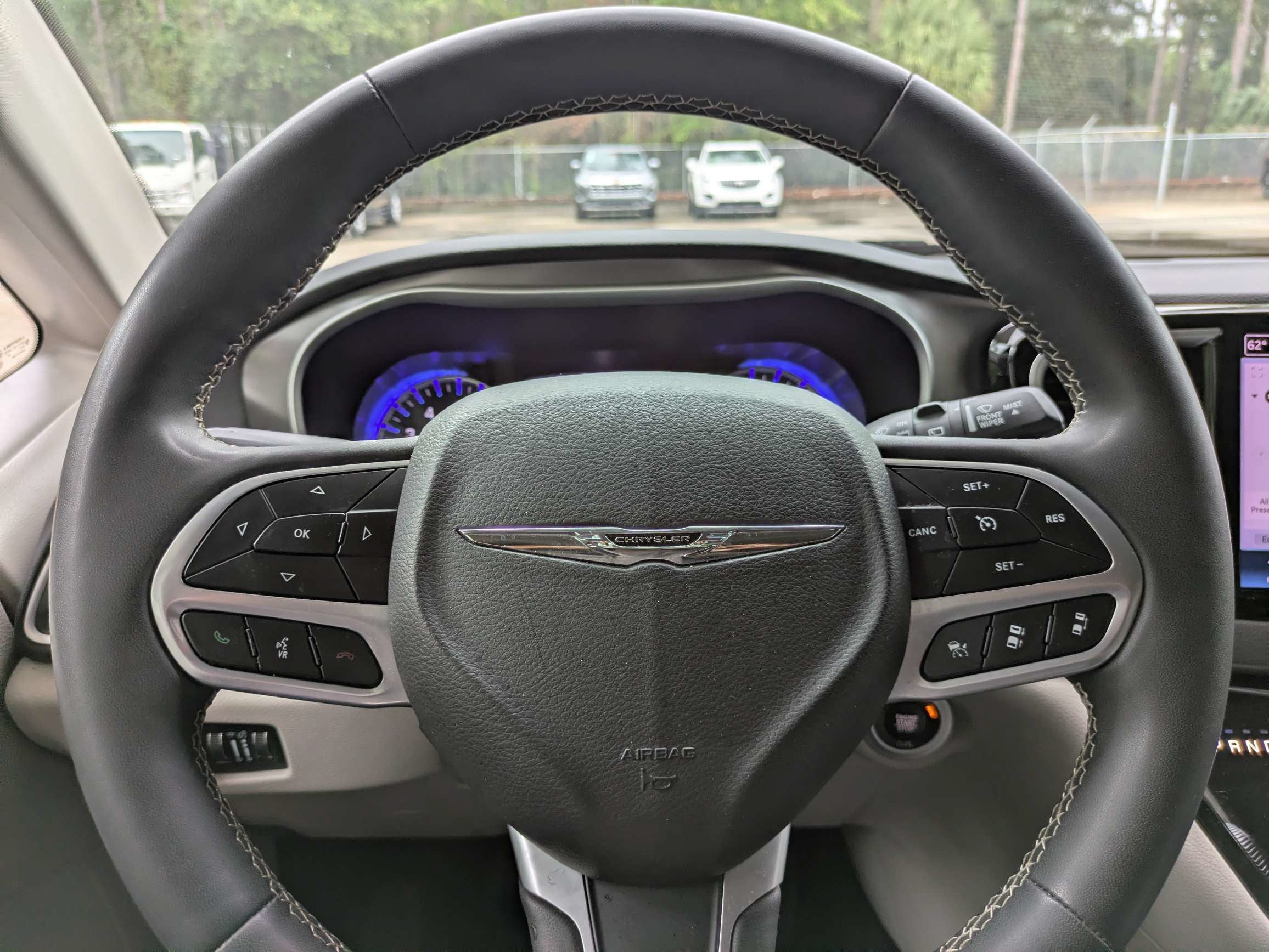 2024 Chrysler Pacifica Touring L