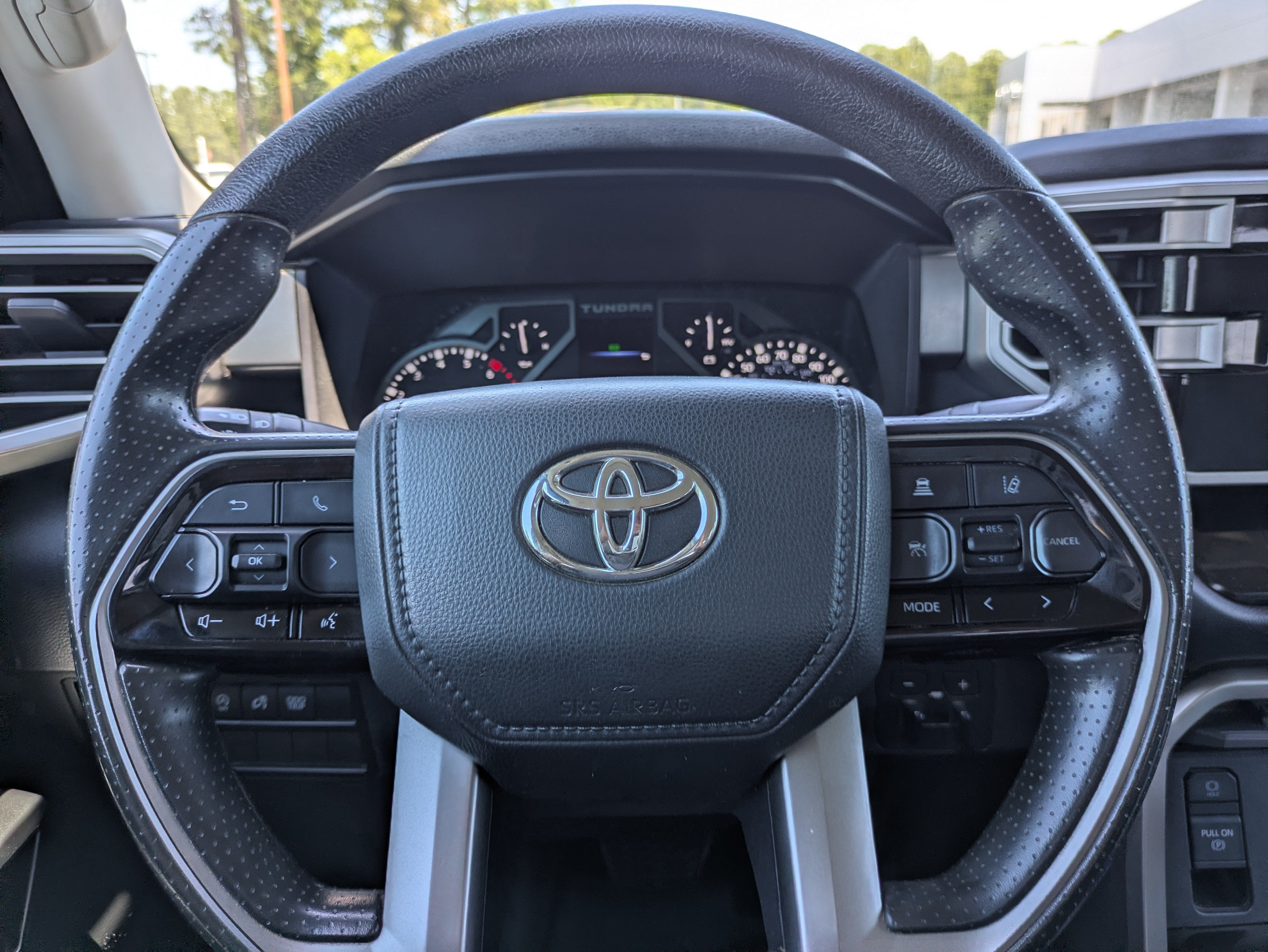 2023 Toyota Tundra 4WD SR5