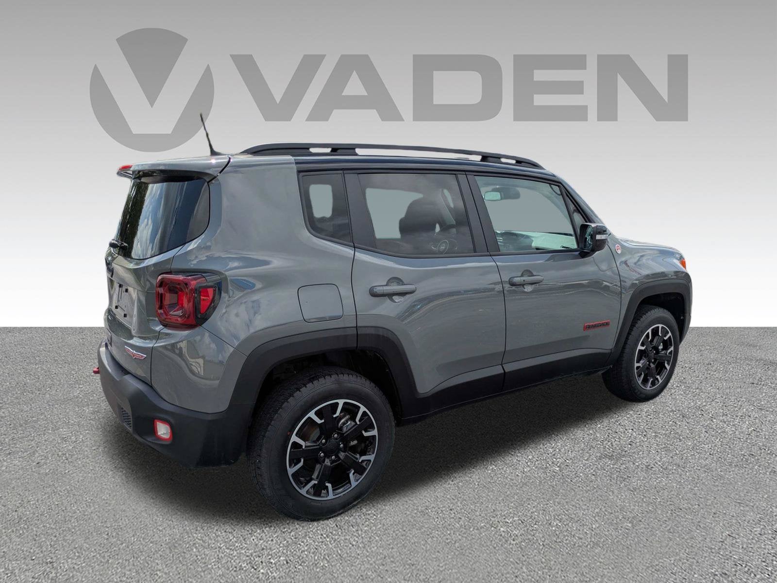 2023 Jeep Renegade Trailhawk