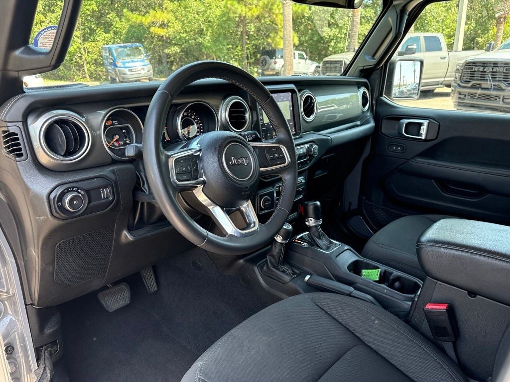 2023 Jeep Wrangler 4-Door Sahara 4x4