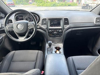 2020 Jeep Grand Cherokee Laredo 4x2
