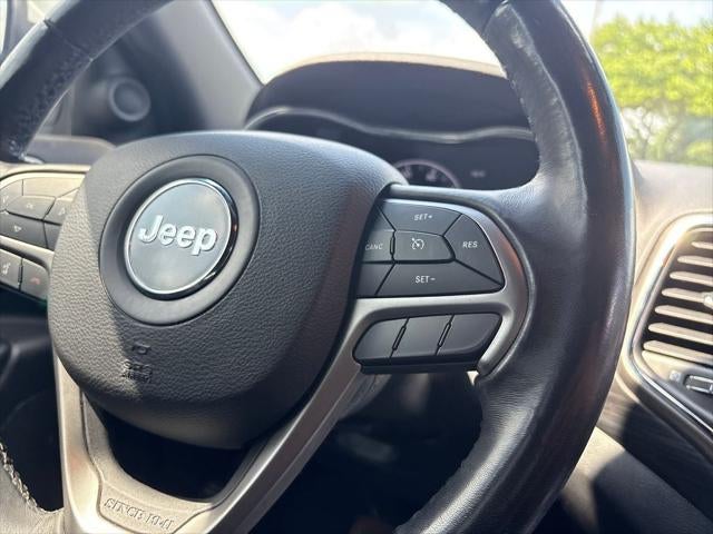 2020 Jeep Grand Cherokee Laredo 4x2