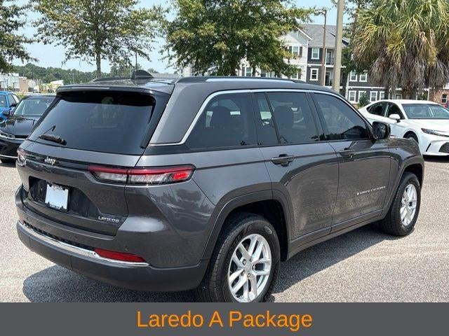 2023 Jeep Grand Cherokee Laredo 4x2