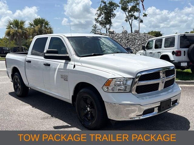2022 RAM 1500 Classic SLT Crew Cab 4x2 5'7' Box