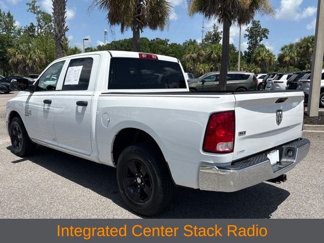 2022 RAM 1500 Classic SLT Crew Cab 4x2 5'7' Box