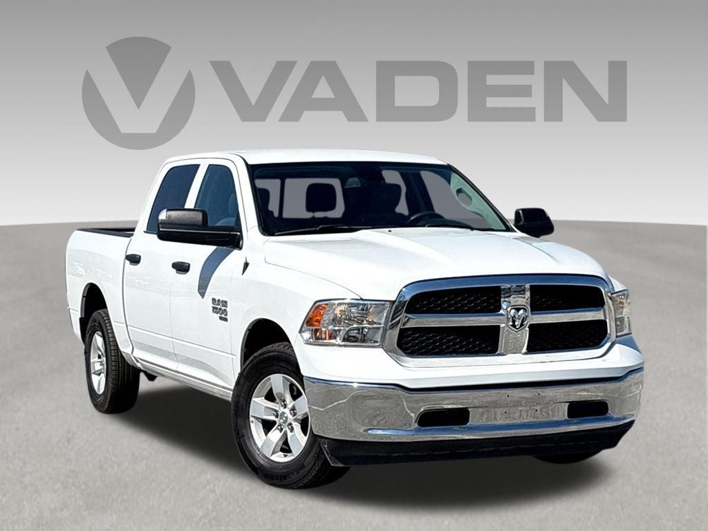 2023 RAM 1500 Classic SLT Crew Cab 4x4 5'7' Box