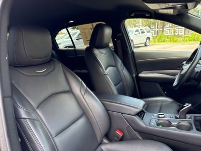 2025 Cadillac XT4 AWD Premium Luxury