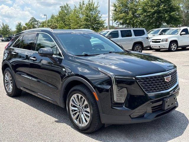 2025 Cadillac XT4 AWD Premium Luxury